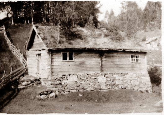 c1 Matstove.jpg - Den gamle matstova på Sindre - The old kitchen house at Sindre.